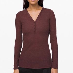 Lululemon close call henley